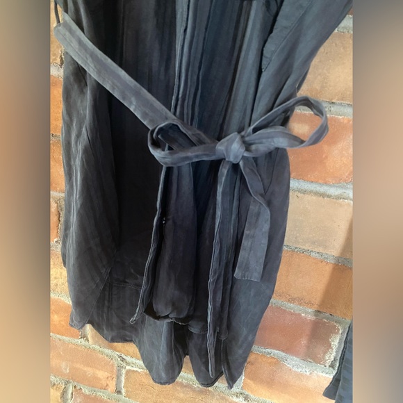 ARITZIA WILFRED zelie long sleeve button front silk blend blouse grey size large - Picture 6 of 9